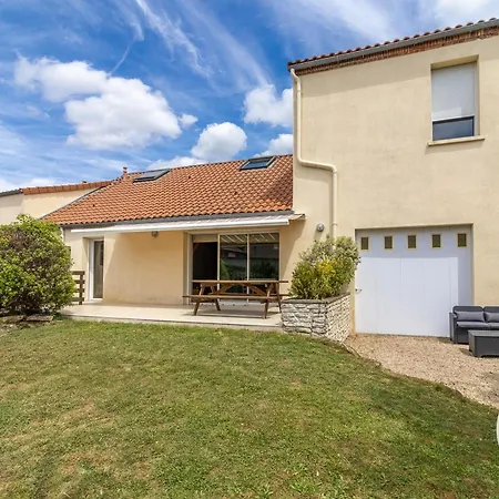 Ferienhaus Familial Proche Parc Oriental Et Puy Du Fou, Jardin Clos, Commerces Accessibles A Pied - Fr-1-622-66 Maulévrier